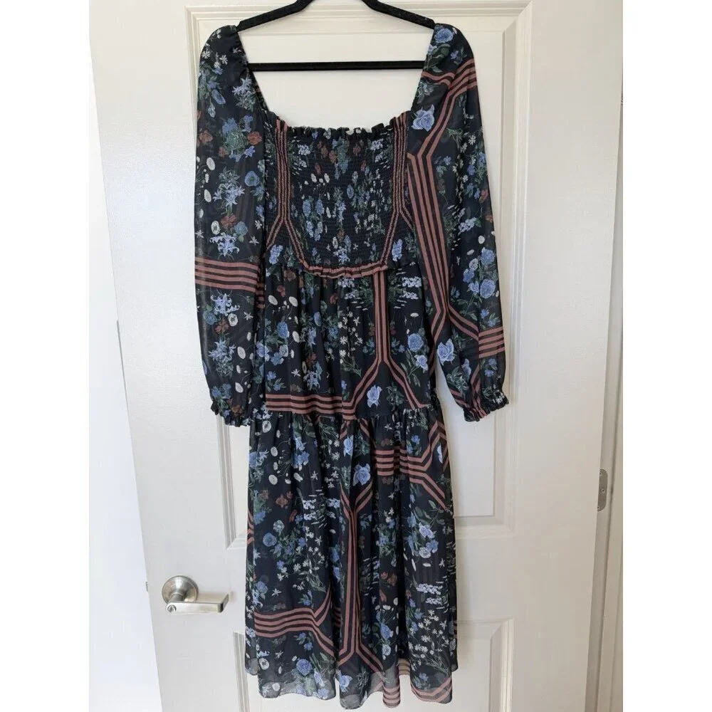 Aritzia Wilfred Tempest Long Sleeve Smocked Midi Dress Black Floral Pattern XS